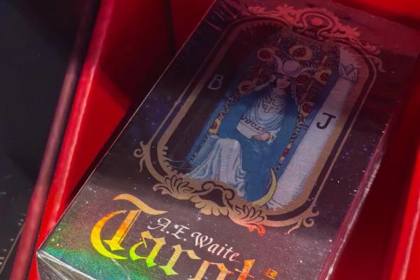 塔罗占卜：你身上最吸引异性的特质