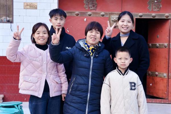 正月初五走亲戚对谁不好 初五拜年对哪些属相不利