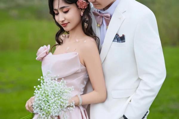 几月份拍婚纱照比较好 几月拍婚纱照外景合适