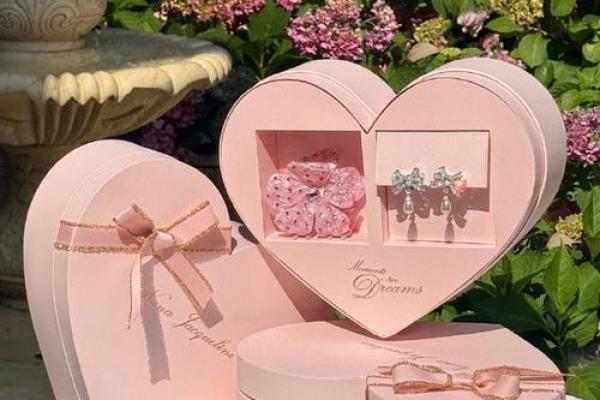 五月二十日什么节日 520送女友礼物推荐