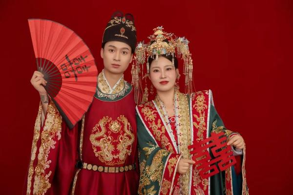 2025年农历九月初八结婚好不好?八字合婚和吉日分析推荐 2025年农历九月初八结婚好不好?八字合婚和吉日分析推荐