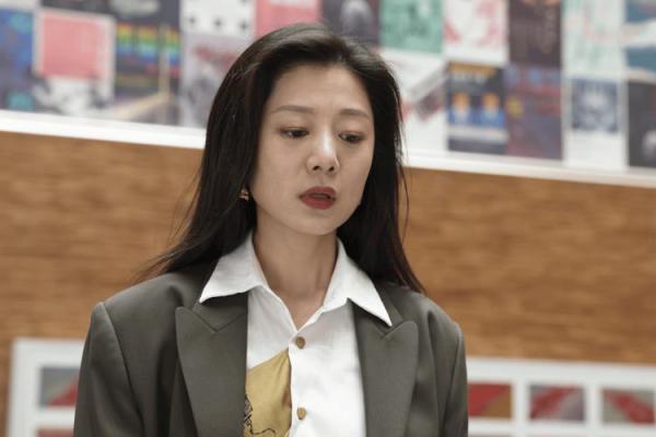 梦见自己出轨被捉现场