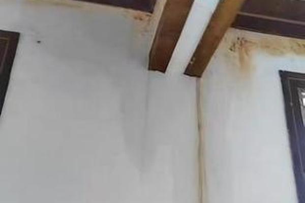 梦到房顶漏雨