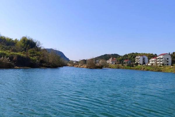 吉气东来家乡美是什么生肖 吉气东来家乡美打一正确生肖-百...