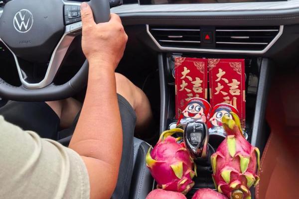 2025年10月适合提车的日子 提车黄道吉日2025年10月