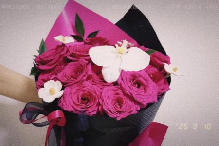 今天是什么特殊的节日 今天适合结婚的节日