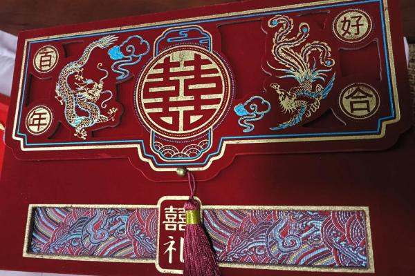 2025年11月最适合订婚的黄道吉日有哪些？需要避开哪些忌讳日期