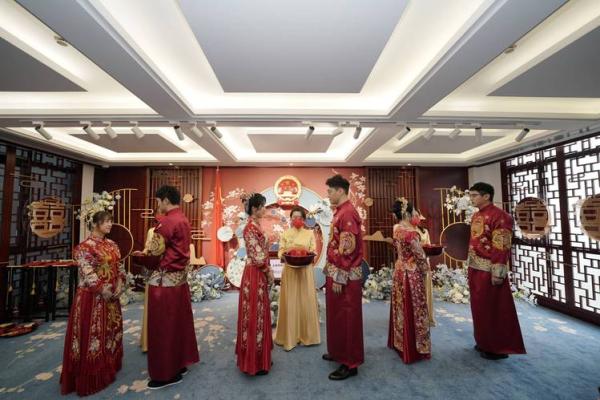 速读：12月结婚领证黄道吉日查询，哪些日子适合新人登记且寓意好？